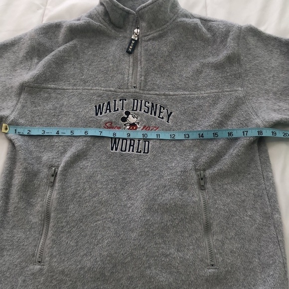 Walt Disney World kids fleece in grey with Mickey Mouse and zipper pockets - Picture 2 of 6